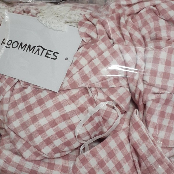 Mauve Pink Plaid Crochet off shoulder top - Picture 5 of 5